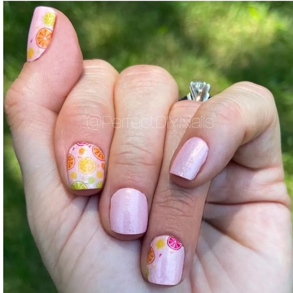 *Retired* Color Street: Main Squeeze | Fruit Summer Pastel Pink Spring Orange - Picture 1 of 12